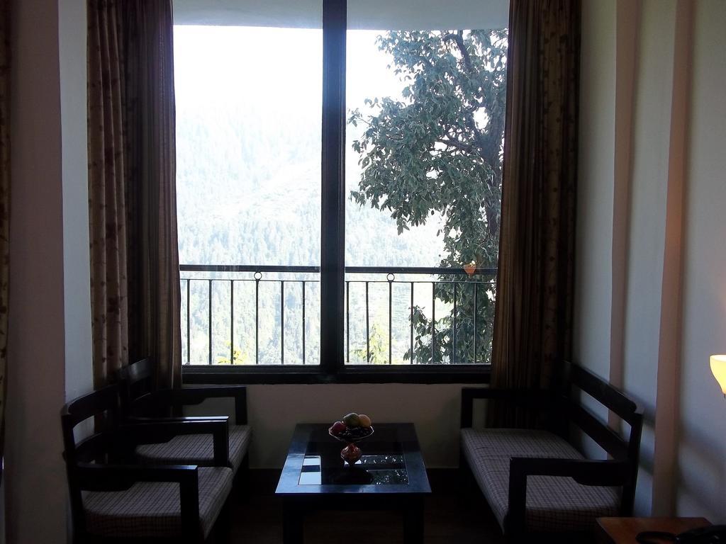 Mohan Palace Далхаузи Номер фото